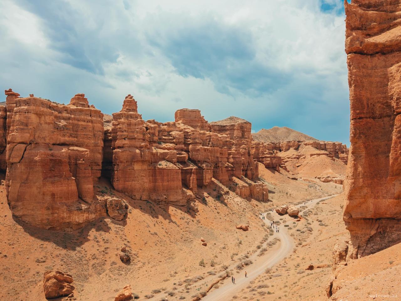 Charyn Canyon